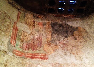 Dettagli degli affreschi nella cappella di S. Stefano, area absidale